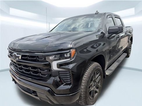 Used 2025 Chevrolet Silverado 1500 RST AWD/4WD image 4
