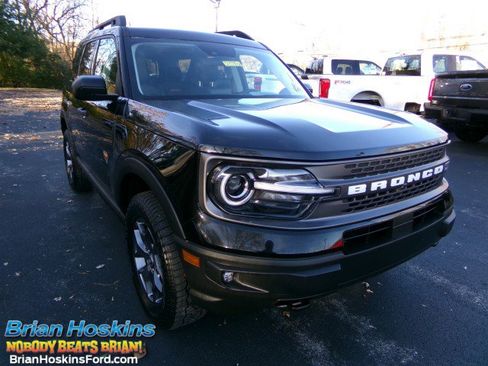 Used 2023 Ford Bronco Sport Badlands image 1