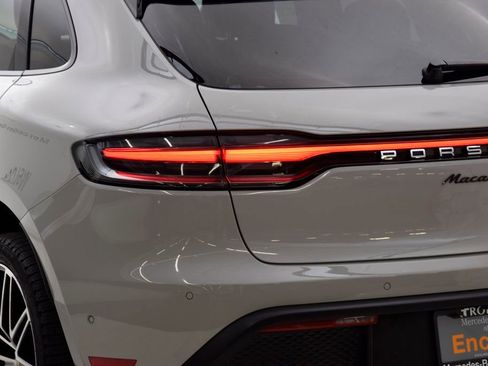 Used 2023 Porsche Macan S image 5