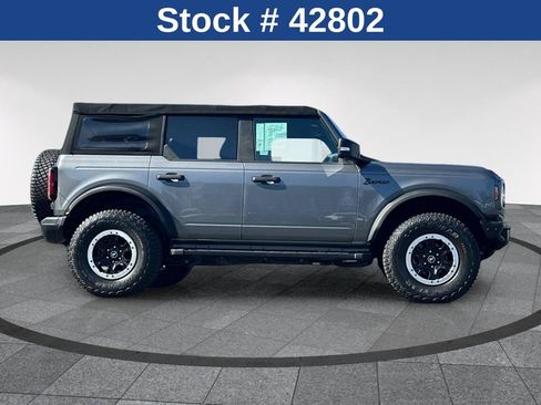 Used 2021 Ford Bronco Badlands AWD/4WD image 3