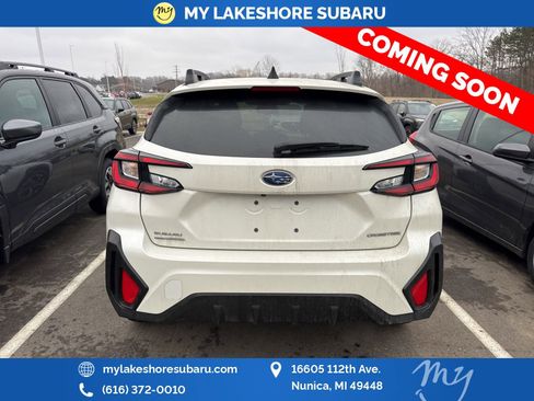 Used 2025 Subaru Crosstrek 2.0i Premium image 7
