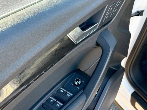 Used 2018 Audi Q5 Premium Plus w/ Premium Plus Package image 22