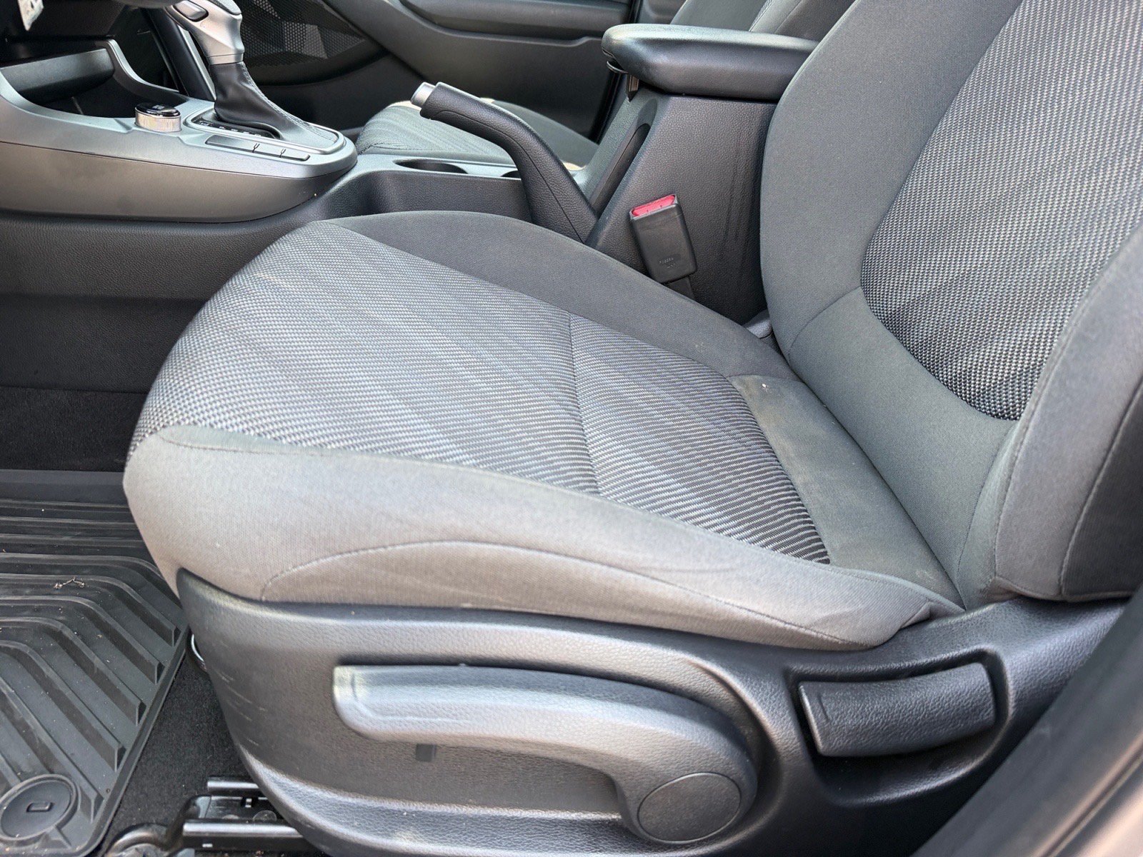 Used 2024 Kia Seltos LX AWD/4WD image 11
