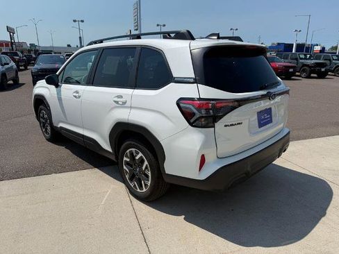 Used 2026 Subaru Forester Premium AWD/4WD image 5