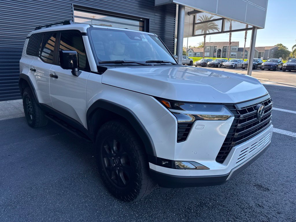 Used 2024 Lexus GX 550 AWD/4WD image 5