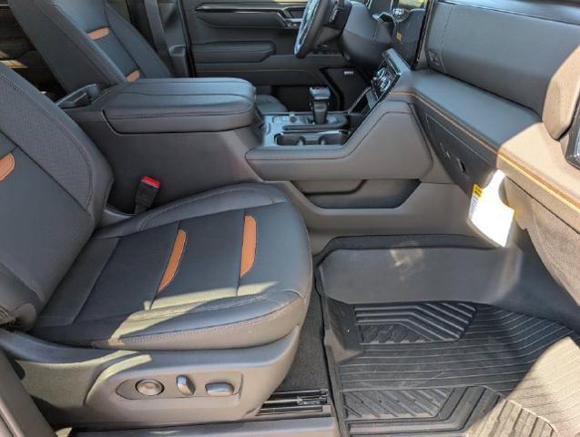 New 2026 GMC Sierra 1500 AT4 w/ AT4 Premium Package AWD/4WD image 32