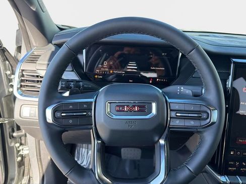 New 2026 GMC Acadia Elevation image 26