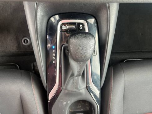 Used 2024 Toyota Corolla SE FWD image 23
