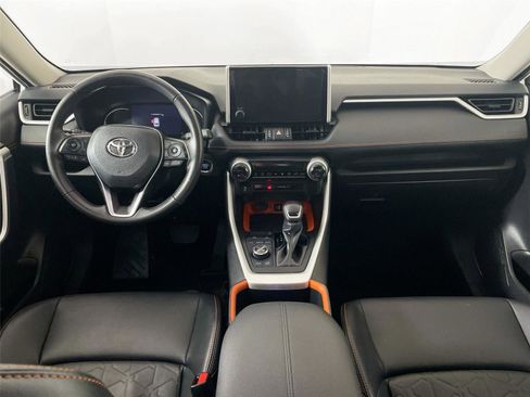 Used 2024 Toyota RAV4 Adventure image 21