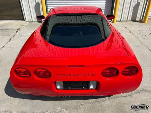Used 2001 Chevrolet Corvette Coupe w/ Preferred Equipment Group2 image 44