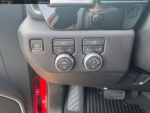 New 2026 GMC Sierra 1500 Elevation AWD/4WD image 18