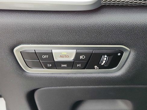 Certified 2023 BMW X6 xDrive40i w/ M Sport Package image 22