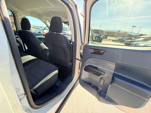 Used 2025 Ford Maverick XLT w/ Black Appearance Package image 24