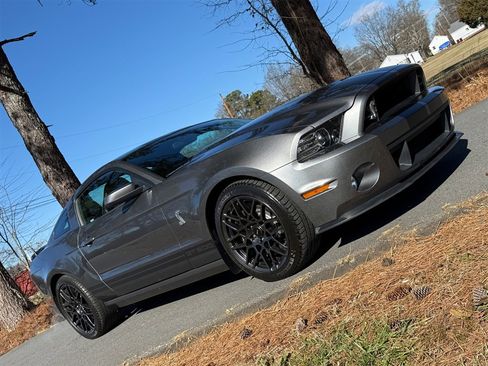 Used 2013 Ford Mustang Shelby GT500 image 27