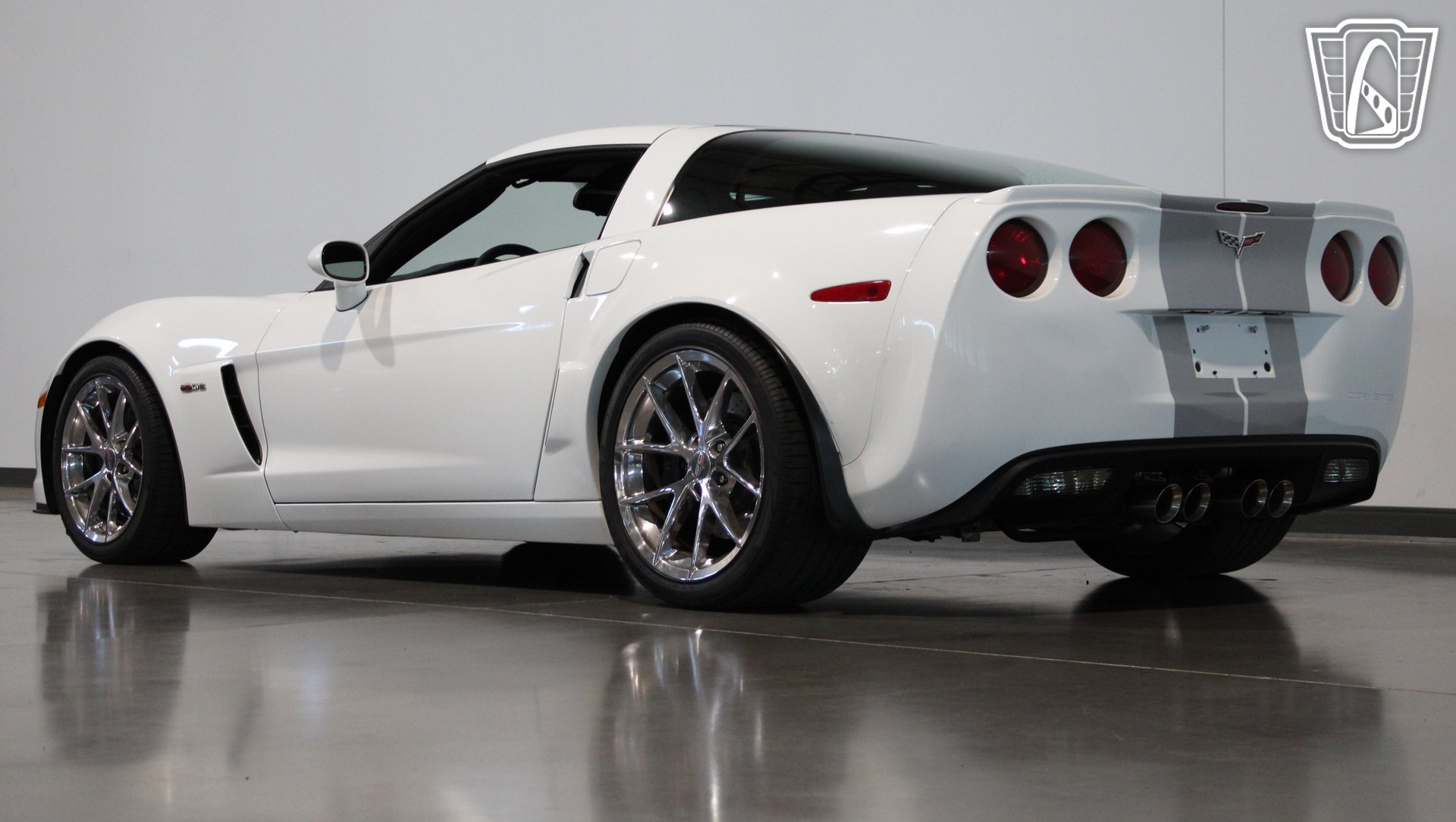 Used 2013 Chevrolet Corvette Z06 w/ 3LZ Preferred Equipment Group RWD image 29