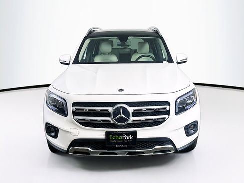 Used 2022 Mercedes-Benz GLB 250 image 2