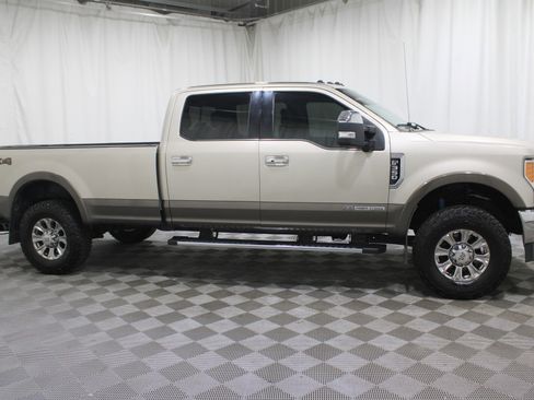 Used 2017 Ford F350 King Ranch w/ King Ranch Ultimate Package image 39
