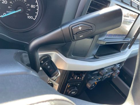 Used 2024 Ford F350 XLT image 22