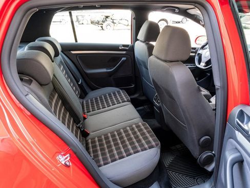 Used 2009 Volkswagen GTI 4-Door FWD image 24