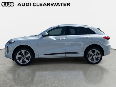 New 2025 Audi Q5 Prestige image 3