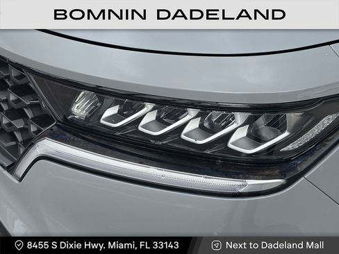 Used 2022 Kia Sorento S image 11