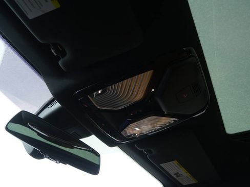 Certified 2024 BMW 230i Coupe w/ Convenience Package image 19