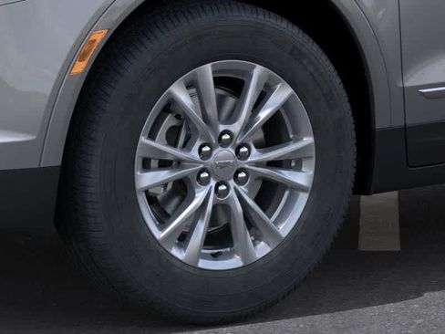 Used 2026 Cadillac XT5 Luxury w/ LPO, Floor Liner Package AWD/4WD image 9