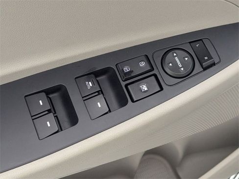 Used 2020 Hyundai Tucson Value image 11