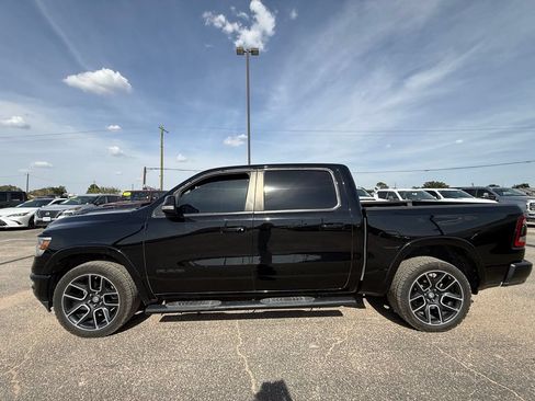 Used 2019 RAM 1500 Laramie AWD/4WD image 2