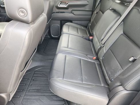 Used 2023 GMC Sierra 1500 SLT w/ SLT Premium Package AWD/4WD image 25