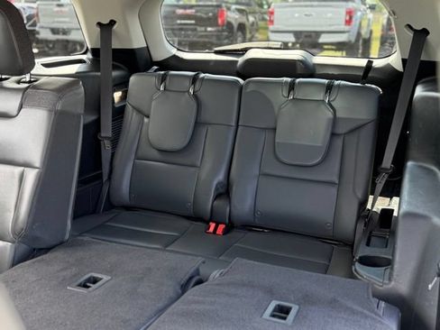 Certified 2025 Ford Explorer Active w/ Active Comfort Package AWD/4WD image 21