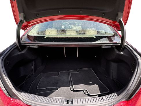 Used 2018 Mercedes-Benz C 300 Sedan image 26