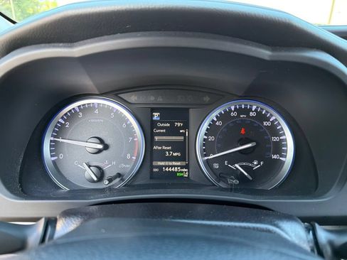 Used 2018 Toyota Highlander Limited Platinum AWD/4WD image 10