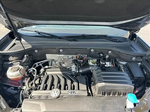 Used 2023 Volkswagen Atlas SE w/ Panoramic Sunroof Package FWD image 34