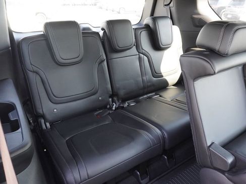 New 2025 Nissan Armada PRO-4X w/ Pro-4X Premium Package image 10