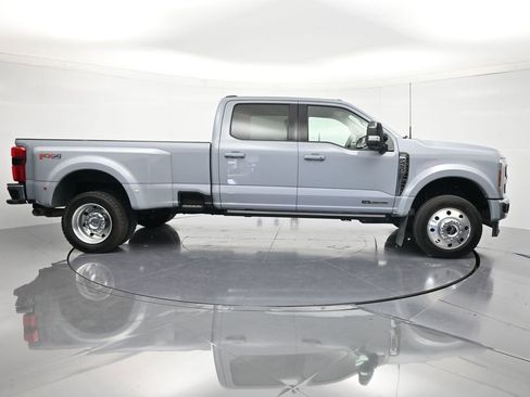 Used 2025 Ford F450 Lariat w/ Lariat Ultimate Package AWD/4WD image 4