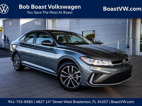 New 2026 Volkswagen Jetta SE image 1