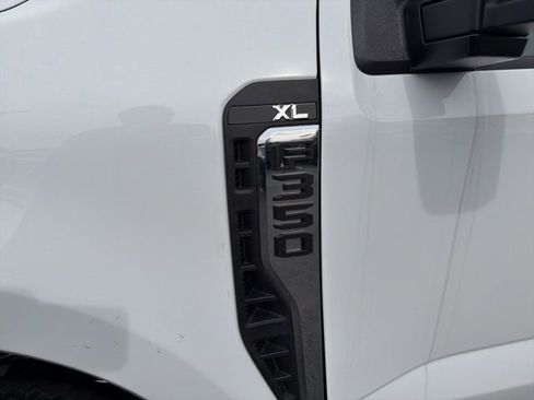 New 2026 Ford F350 XL w/ XL Chrome Package image 10