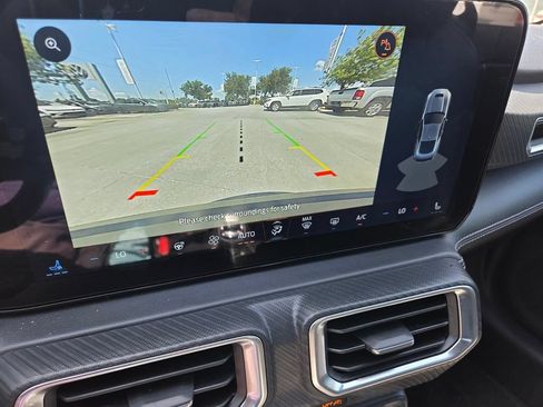 Used 2025 Ford Mustang Premium RWD image 16