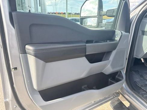 Used 2024 Ford F250 XLT image 17