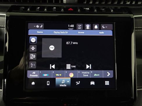 Used 2022 Jeep Grand Cherokee L Altitude image 23