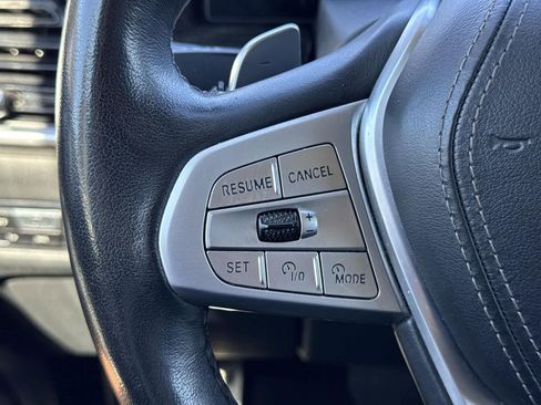 Used 2023 BMW X7 xDrive40i image 11