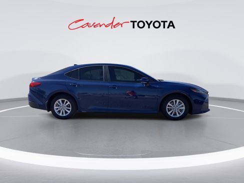 Used 2026 Toyota Camry LE w/ Convenience Package image 9