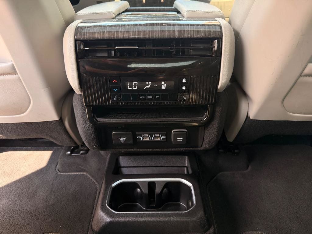 Used 2022 Jeep Wagoneer Series II w/ Premium Group I RWD image 14