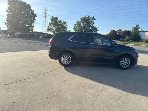 Used 2022 Chevrolet Equinox LT AWD/4WD image 11