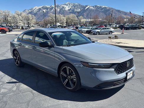 Used 2024 Honda Accord Sport image 5