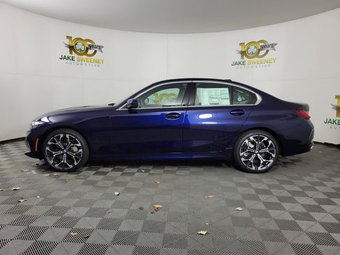 New 2026 BMW 330i xDrive Sedan w/ Premium Package image 4