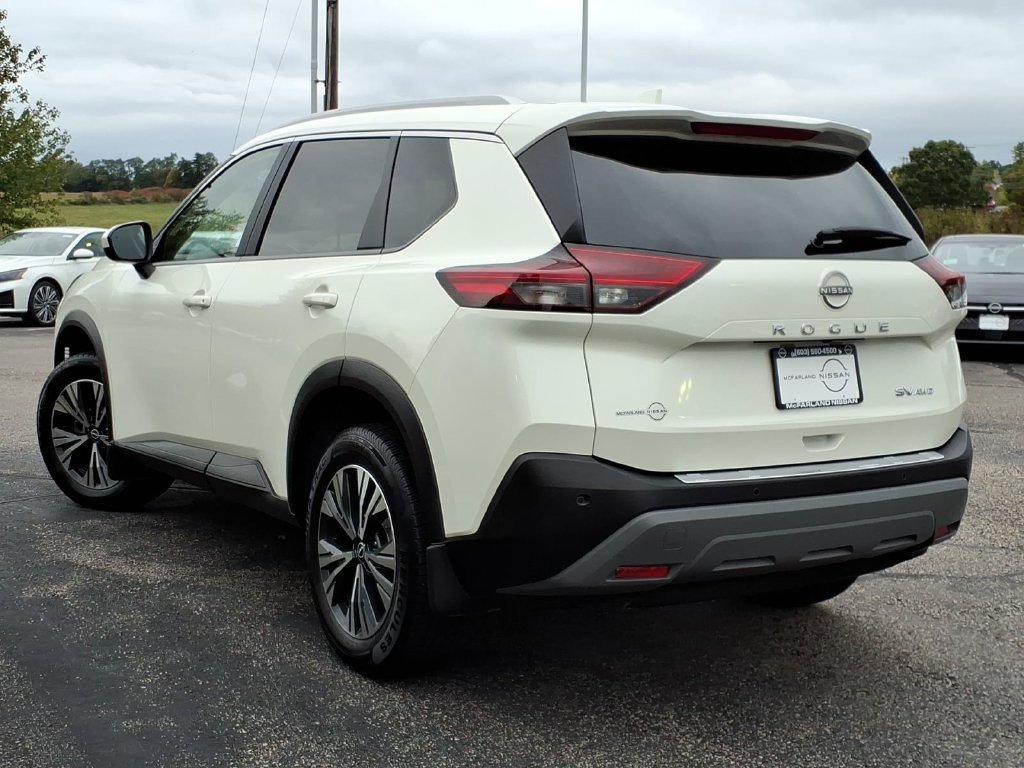 Certified 2023 Nissan Rogue SV w/ SV Premium B Package AWD/4WD image 5