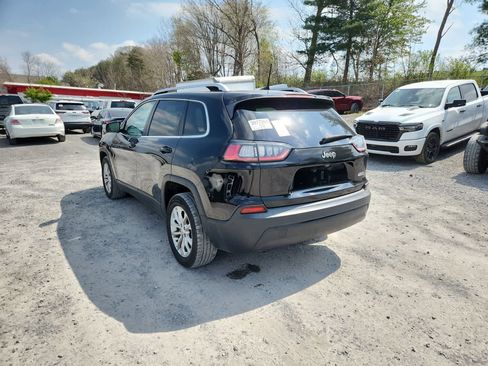 Used 2019 Jeep Cherokee Latitude w/ Popular Appearance Group image 3