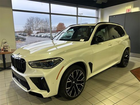 Used 2021 BMW X5 M w/ Competition Package image 4